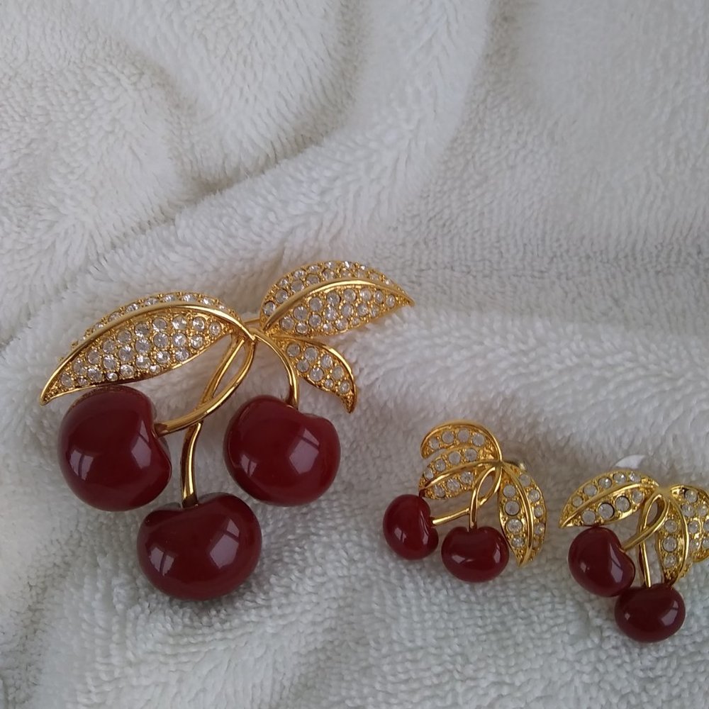 Joan Rivers Cherry Brooch & Pierced Earrings